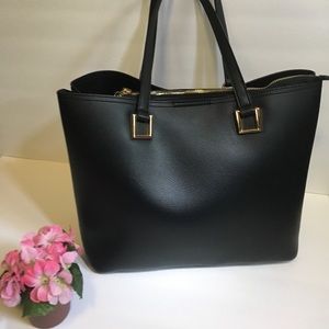 ♥️ FINAL SALE - Black Tote Purse 💕💕